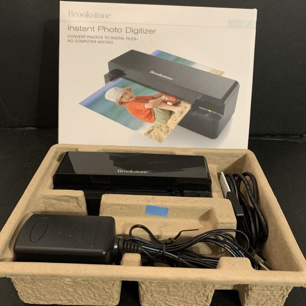 Brookstone iConvert Instant Photo Digitizer - No Computer Needed - Picture 3 of 4